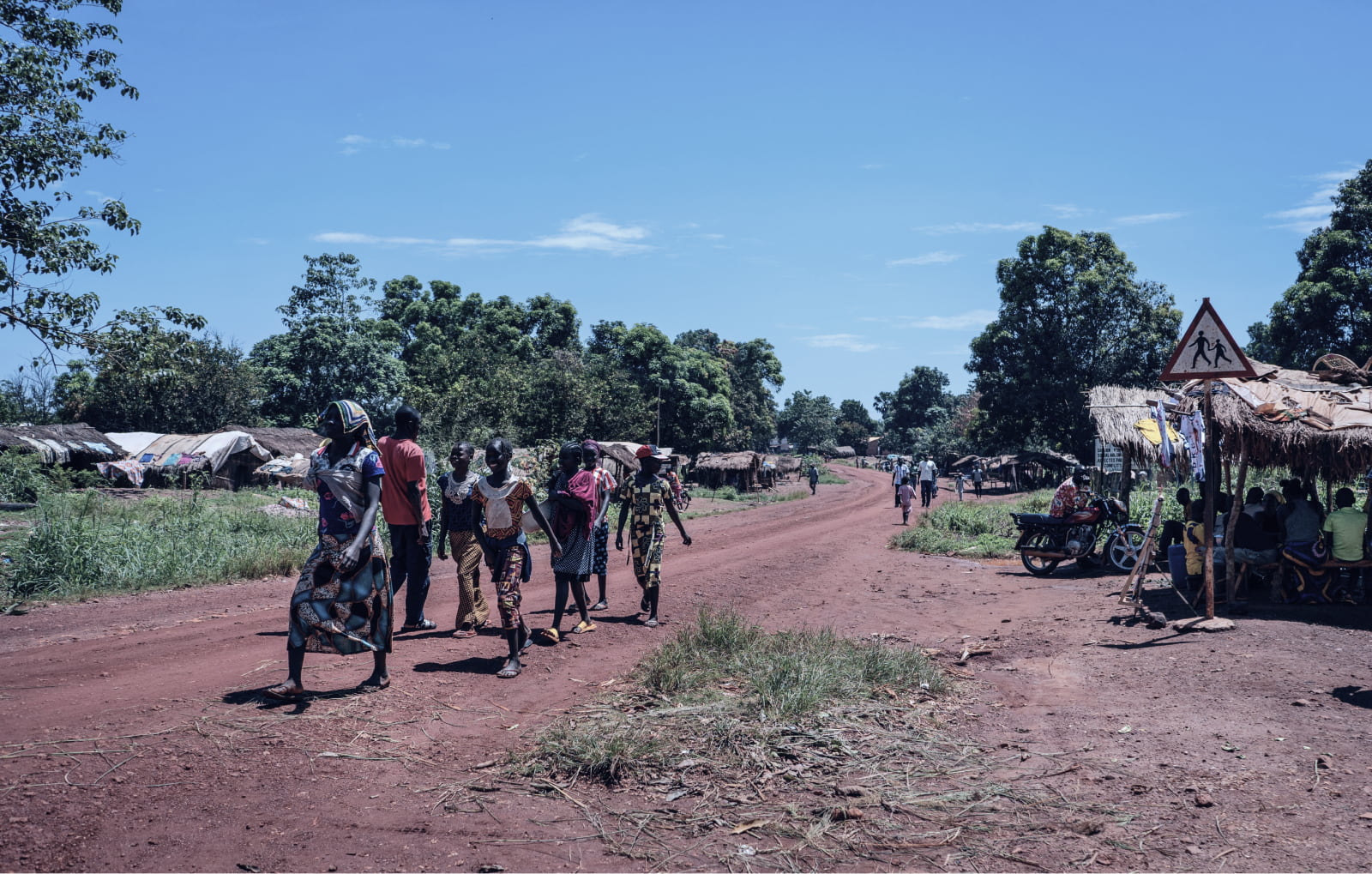 A road going through the Lapago displacement camp on the outskirts of Bambari, CAR, which hosts more than 2,000 Central Africans that had to flee because of the fighting in January 2021. Credit: C. Di Roma/INSO﻿